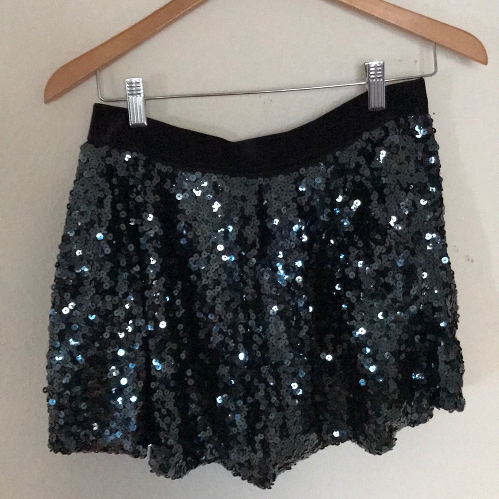 Sequence skirt